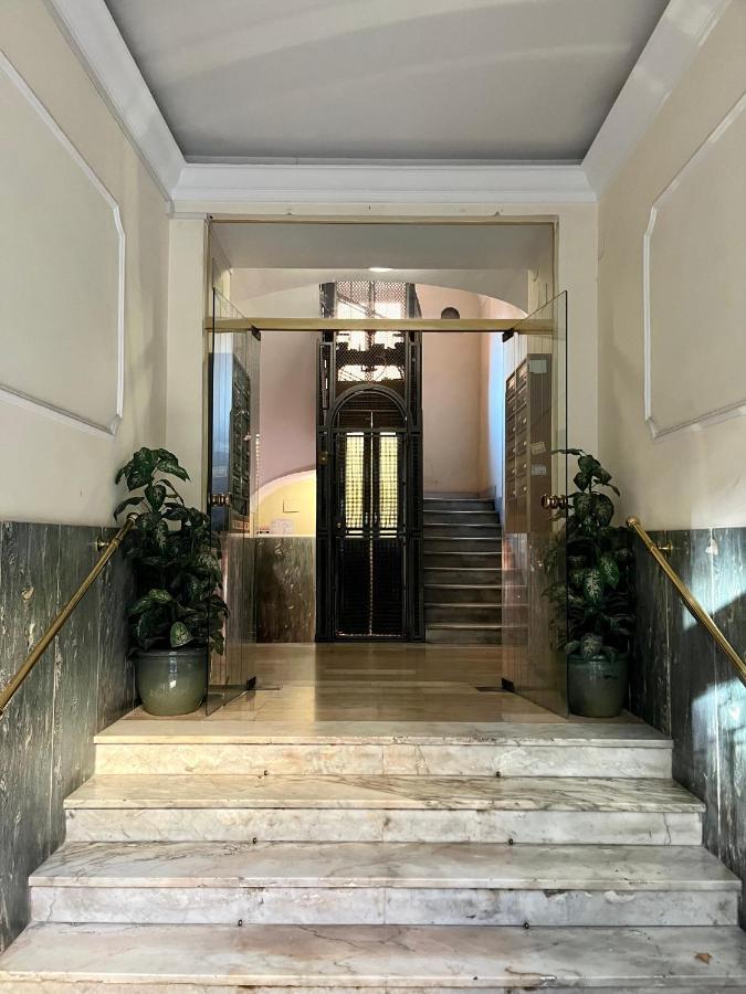 Hotel Domus Aeterna - Re Di Roma Exterior foto